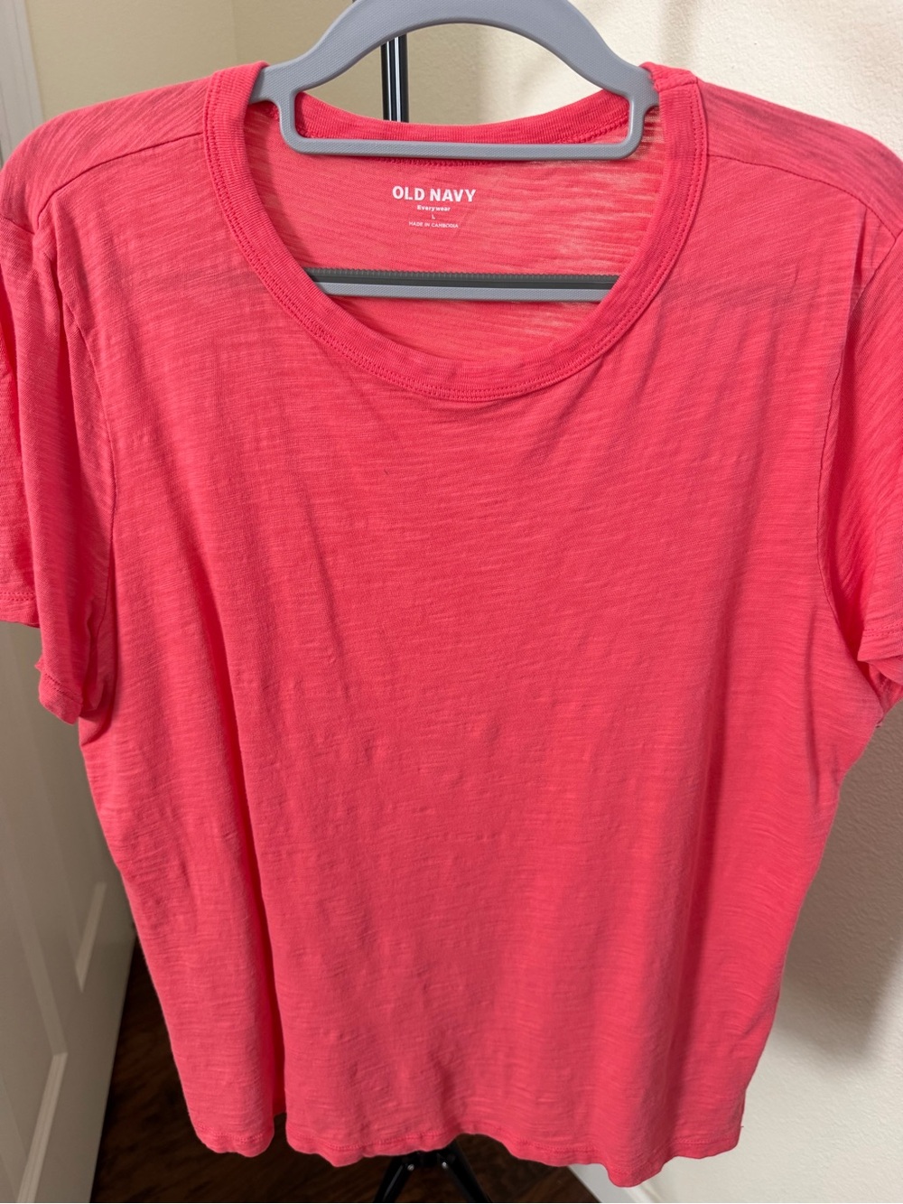Old Navy Women's Coral-Pink Short Sleeve Crewneck Tee